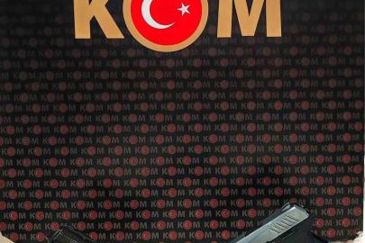 Sosyal medya paylaşımları silahlarını ele verdi