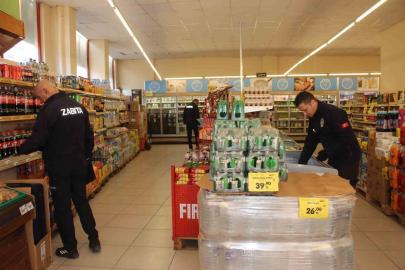 Sultanhisar’da zabıta ekipleri marketleri denetledi