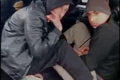 SUV tarzı aracın her köşesinden düzensiz göçmen çıktı