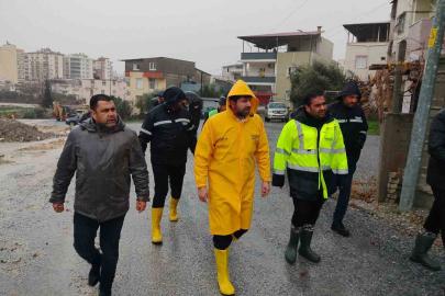 Tarsus’ta yoğun yağış sonrası tam saha müdahale