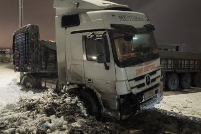 Tatvan-Bitlis karayolunda trafik kazası: 1 yaralı