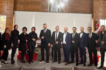 Tavşanlı Berberler ve Kuaförler Odası’nda Onur Düvenli yeniden seçildi