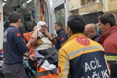 Taziye evine yemek yaparken evini yakıyordu