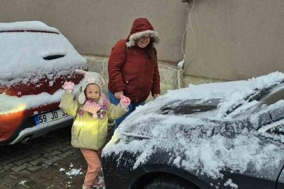 Tekirdağ’da kar hasreti sona erdi: Beyaz manzaralar