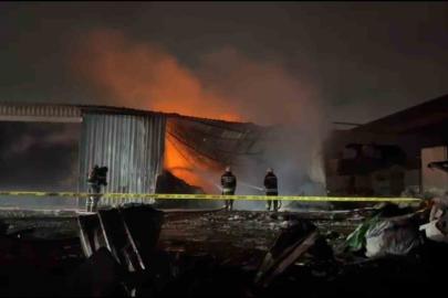 Tekirdağ’da tekstil geri dönüşüm fabrikasında yangın