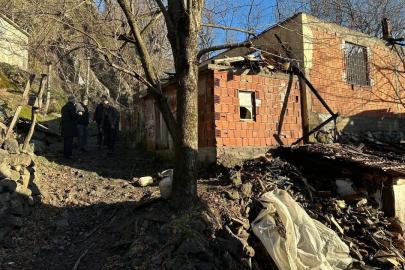 Tokat’ta evde çıkan yangında 50 çuval fındık kül oldu