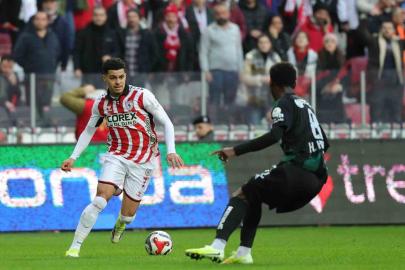 Trendyol Süper Lig: Samsunspor: 0 - Kocaelispor: 0 (İlk yarı)