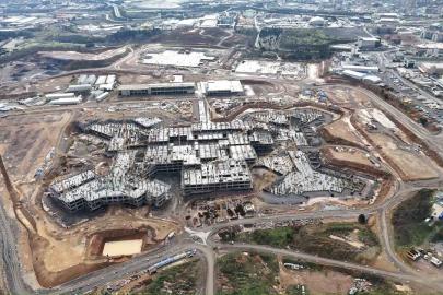 Türkiye’nin en büyük şehir hastanesi Sancaktepe’de yükseliyor