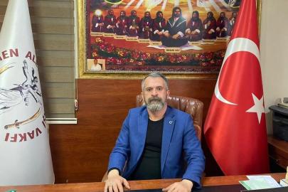 Türkmen Alevi Bektaşi Vakfı Genel Başkanı Özdemir’den bayrağa saygısızlığa tepki: