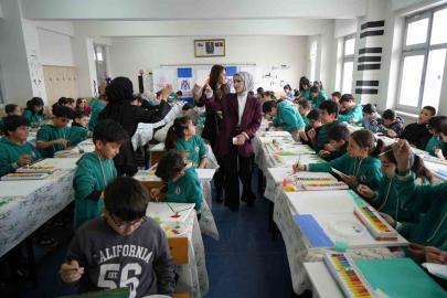 Tuval başında umut: Erzincanlı çocuklar sanatla buluştu