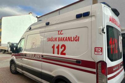 Uşak’ta bahçesindeki fırını yıkarken duvarın altında kalan adam yaralandı