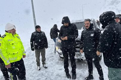 Vali Çelik’ten çığ uyarısı: "Zorunlu olmadıkça dışarı çıkmayın"