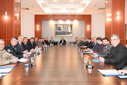 Vali Çiftçi başkanlığında ‘Palandöken’ zirvesi