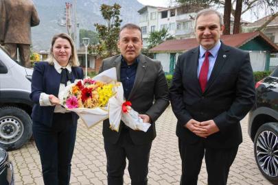 Vali Sözer, Bayırköy Belediyesinde incelemelerde bulundu