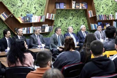 Vali Sözer, Bozüyük MYO öğrencileriyle buluştu