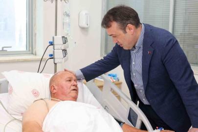 Vali Sözer’den muhtara geçmiş olsun ziyareti