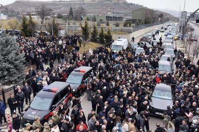 Vali Taşolar’a Çankırılardan duygusal veda