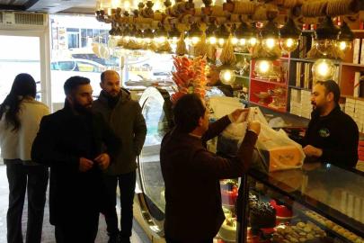 Van’da 1 Ocak doğum günü telaşı: Pastaneler için yılın en yoğun günü