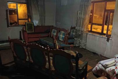 Van’da ev yangını