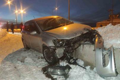 Van’da trafik kazası: 3 yaralı