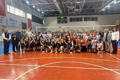 ’Voleybol Küçük Kız Müsabakaları’ tamamlandı