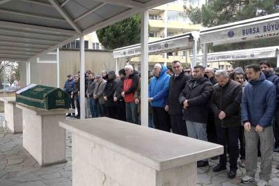 Yazar Ahmet Turan Alkan Bursa’da toprağa verildi