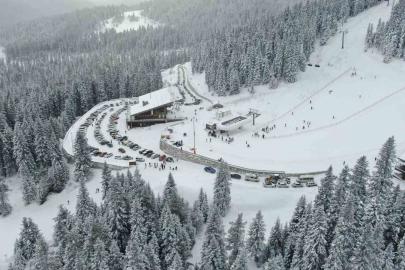 Yeni yıl tatilinde vatandaşlar Ilgaz Dağı’na akın etti