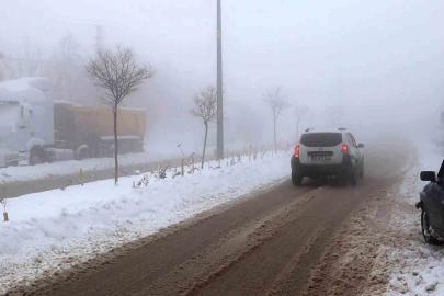 Yoğun sis Besni’yi etkisi altına aldı