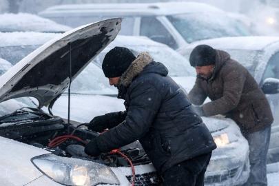 Zemheri Erzincan’ı dondurdu: Araçlar sabah çalışmadı
