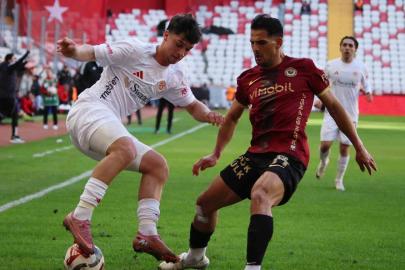 Ziraat Türkiye Kupası: Antalyaspor: 0 - Gençlerbirliği: 0 (İlk yarı)