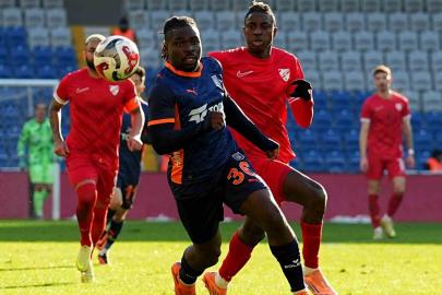 Ziraat Türkiye Kupası: RAMS Başakşehir: 1 - Boluspor: 1 (İlk yarı)