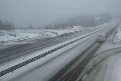 Zonguldak’ın yüksek kesimlerinde kar yağışı etkili oldu
