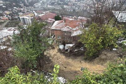 Zonguldak’ta heyelan sebebiyle su ve elektrik hattı zarar gördü