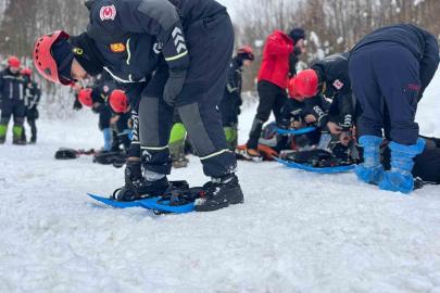 Zorlu kış şartlarında kurtarma tatbikatı