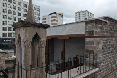 4 asırlık camide ilk teravih heyecanı