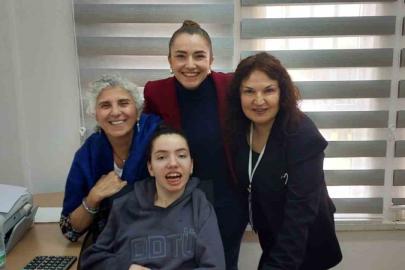 Açıköğretim Fakültesi öğrencileri Elay ve Talya’nın ilham veren başarı öyküsü