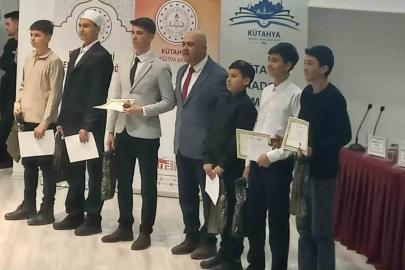 Ahteri İmam Hatip Ortaokulu öğrencileri başarıya doymuyor