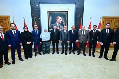 AK Parti Eskişehir Teşkilatı’ndan Vali Yılmaz’a ziyaret