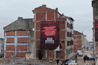 AK Parti İstanbul İl Başkanı Özdemir’den İBB yönetimine: "Bayrampaşa’da 6 yıldır tamamlanmayan kentsel dönüşüm" tepkisi