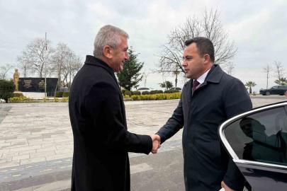 Akçakoca Kaymakamı Uzan görevine başladı