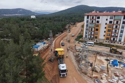 Akçaova TOKİ girişi yol çalışmaları devam ediyor