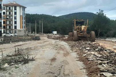 Akçaova TOKİ yolunda çalışma başlatıldı