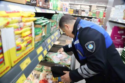 Akdeniz’de Ramazan ayı öncesi market ve fırınlara sıkı denetim