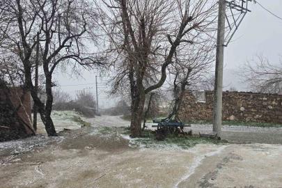 Alaşehir’de bir günde 4 mevsim yaşandı