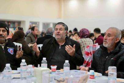 Aliağa’da ilk toplu iftar coşkusu