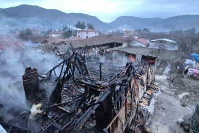 Amasya’da ahır yangında kül oldu: 1 hayvan telef oldu