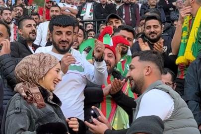 Amed Sportif Faaliyetler maçı öncesi tribünde sürpriz teklif