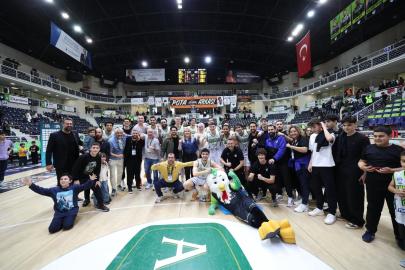 Anadolu Efes galibiyeti Merkezefendi’de yüzleri güldürdü