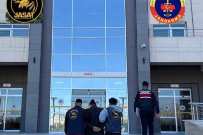 Antalya’da 16 yıl kesinleşmiş hapis cezası bulunan firari hükümlü yakalandı