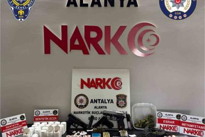 Antalya’da eş zamanlı uyuşturucu operasyonu